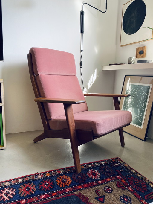Fauteuil GE290 van Hans J. Wegner voor Getama