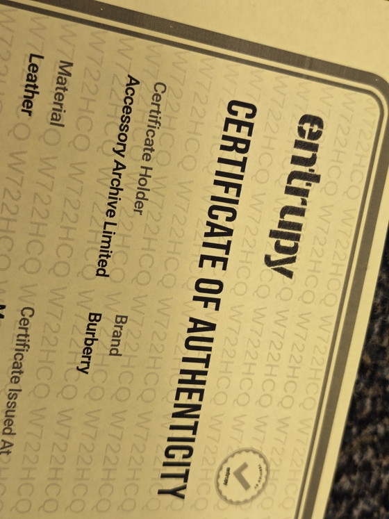 Burberry Weekender Burberry's travel bag with Entrupy certificate of authenticity – Calfskin (photo 3 of 15)