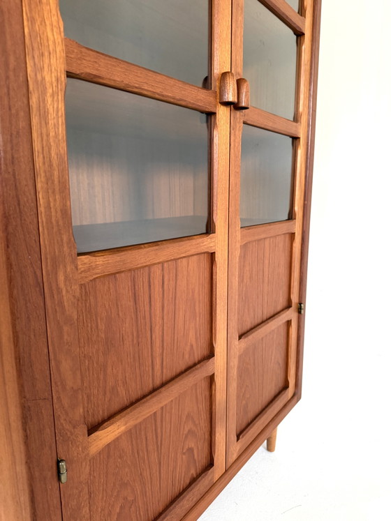 Vintage Deense Teakhouten Boogvitrine, Dyrlund ‘80 – Vitrinekasten, Glass, Wood (photo 10 of 15)