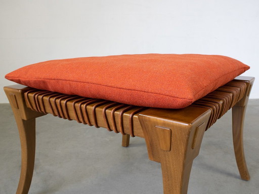 Tabouret Klismos Sarides d'Athènes, design T.H. Robsjohn Gibbings