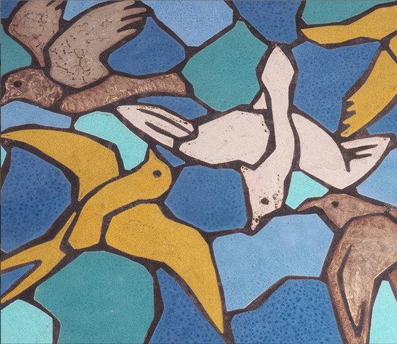 Image 1 of Tavolino da caffè vintage in metallo realizzato in mosaico di ceramica con motivo di uccelli, anni '70