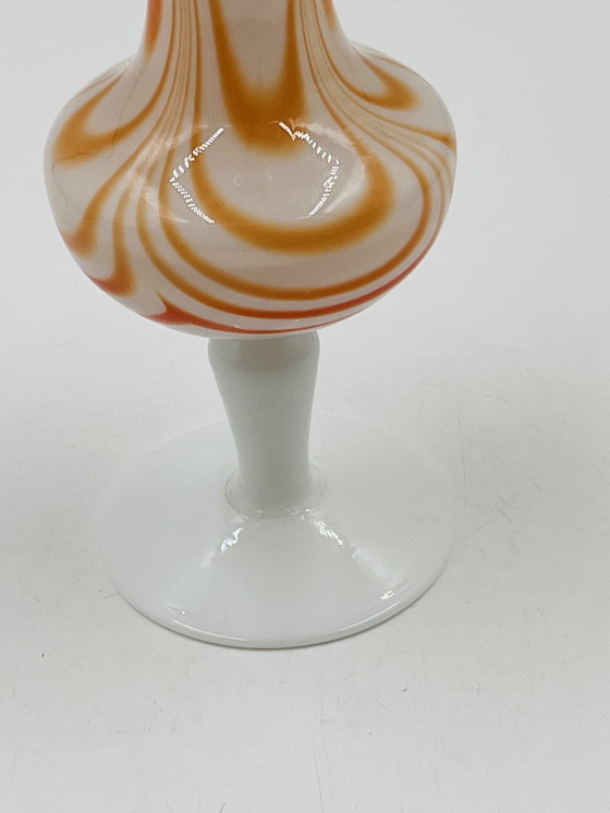 Image 1 of Vaso opalino arancione 