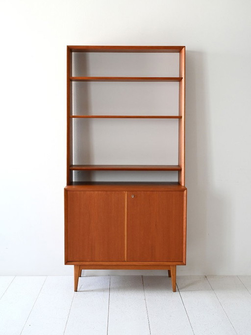 Scandinavische teakhouten boekenkast met opbergmeubel uit 1960