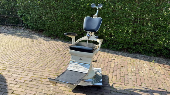 Image 1 of Vintage Siemens Sirona “D” Tandartsstoel (ca. 1950–1960)