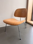 Vitra Eames Lounge Chair (Plywood Group LCM)