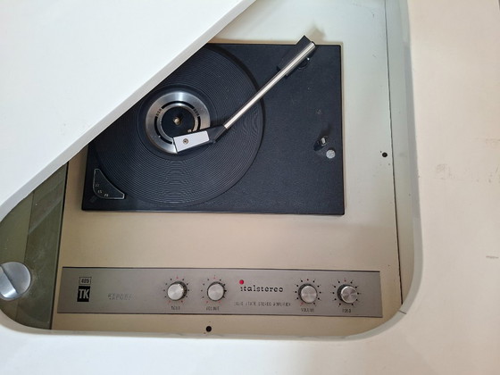 Image 1 of Design hoekkast met geïntegreerd draaiplateau – een uniek vintage exemplaar.