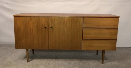 Vintage chest of drawers