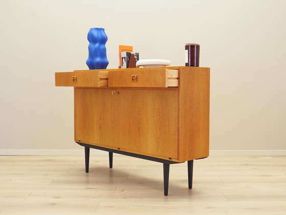 Image 1 of Essen dressoir, Deens ontwerp, 1970S, Productie: Denemarken