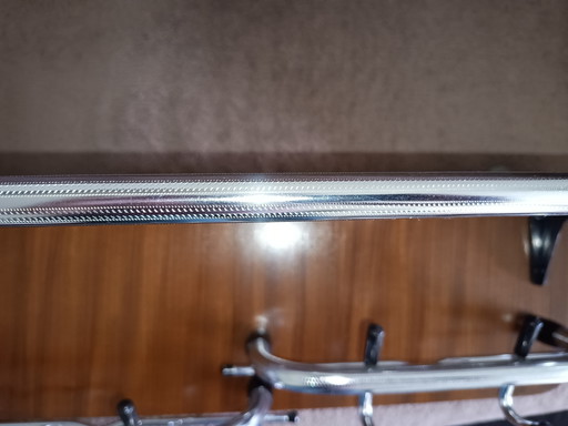 Rohrgarderobe aus den 1950er Jahren
