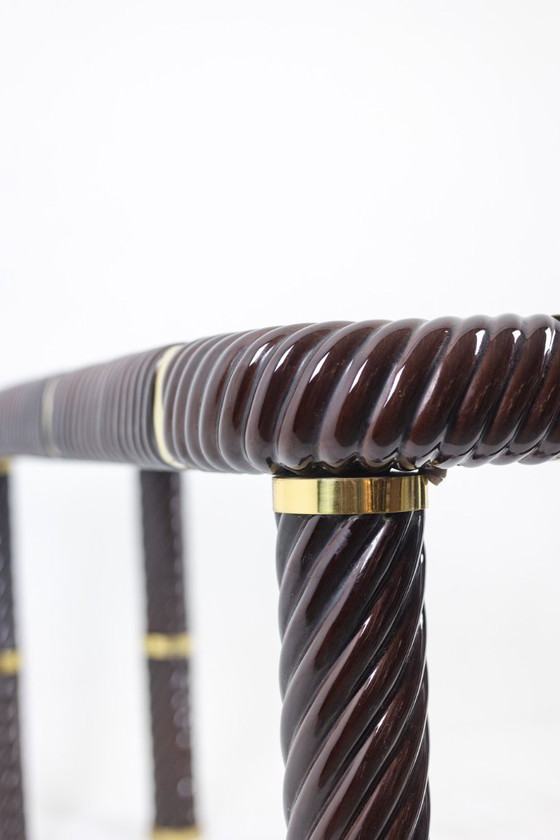 Image 1 of Tommaso Barbi. Keramische console met spiegelend blad. Italië, circa 1970