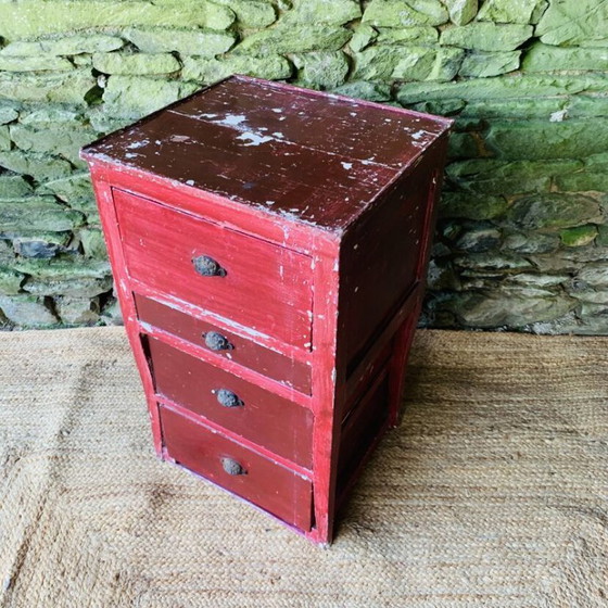 Image 1 of Arcón atípico de 4 cajones