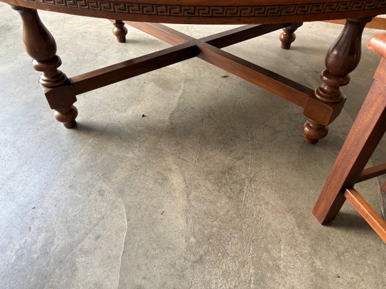 Image 1 of Zuid Amerikaanse leren salontafel en drie bijzettafels 