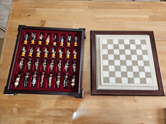 Raj Verzamel schaakspellen van Franklin Mint Porselein, jaren 70, Set van 33 – Decoratieve objecten (photo 9 of 19)