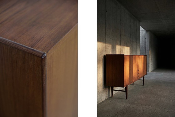 Image 1 of Buffet haut en teck, style scandinave moderne classique vintage, avec tiroirs, années 1960