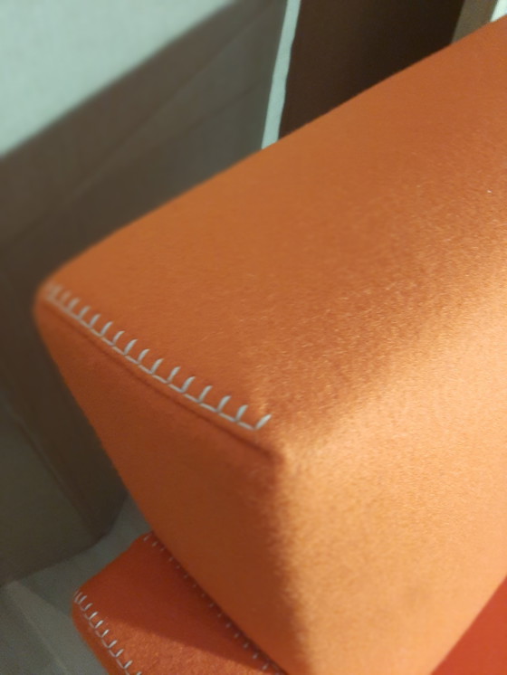 Image 1 of Cassina Utrecht 637 Nuovo mai usato in panno di lana Ruggine arancione (Serie 13L) Punto cavallo