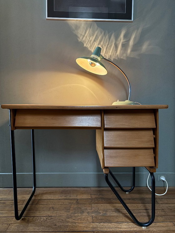 Image 1 of Bureau ancien 1950