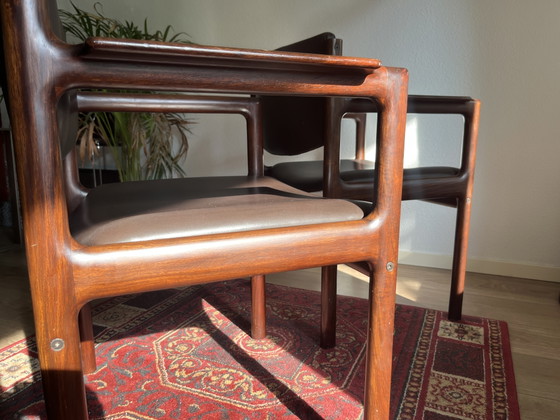 Set Van 2 Mahonie Armstoelen, Deens Jaren 60 – Barkrukken, Wood (photo 5 of 9)