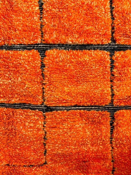 Image 1 of Alfombra marroquí naranja hecha a medida de 200 cm x 300 cm.