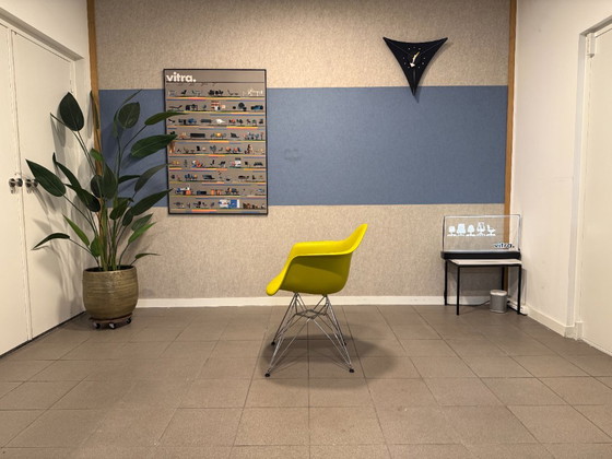Vitra | Eames | DAR | Giallo senape + cromo | 2 pezzi – Sedie da pranzo, Metallo, Plastica (photo 3 of 10)