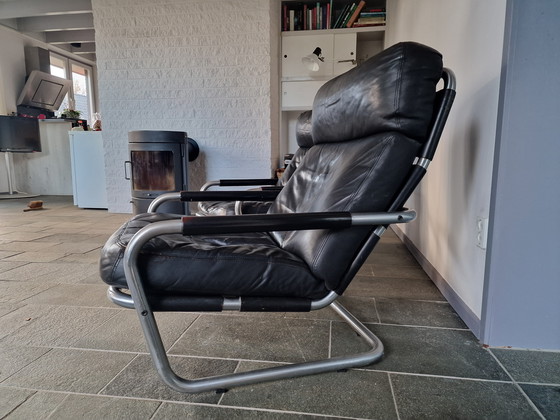 Image 1 of Twee originele Jan des Bouvrie “Oberman” fauteuils – tijdloos design