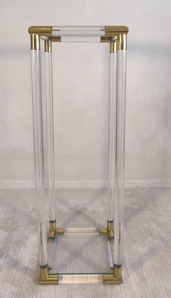 Image 1 of 😍✨ Excepcional soporte de columna de Charles Hollis Jones en Lucite y latón, década de 1970 ✨😍
