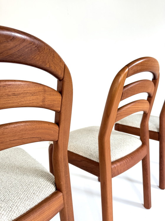 Image 1 of 4x vintage Deense eetkamerstoel, Dyrlund ‘80