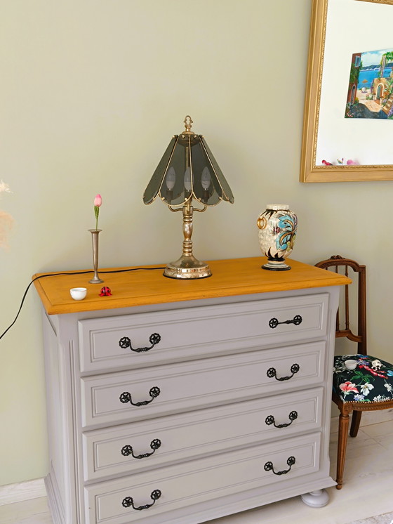 Image 1 of Lámpara de mesa estilo Tiffany