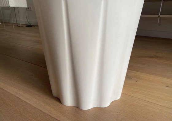 Image 1 of Sgabello di design - Cesto portabiancheria Authentics - Italia