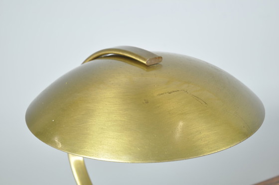 Image 1 of Bellissima lampada da tavolo in ottone Art déco/Bauhaus della metà del secolo scorso di Egon Hillebrand anni '60