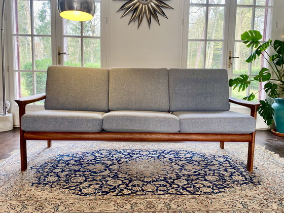 Image 1 of Sofá danés de teca de tres plazas, años 60