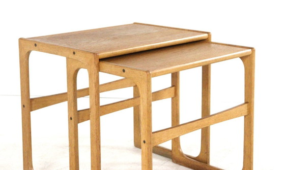 Set di 2 tavolini impilabili vintage in rovere, stile danese Mimiset – Wood (photo 13 of 20)