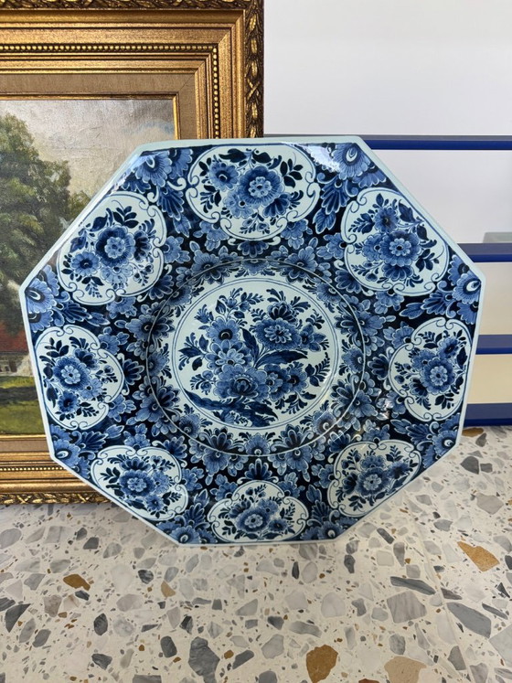 P.B. Delft – Grande piatto ottagonale in ceramica blu di Delft – Dipinto a mano – Circa 1900-1928 – PB Delft (photo 3 of 5)
