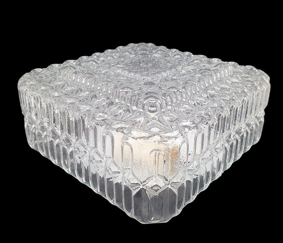 Image 1 of 2242 Lampada da soffitto massiccia in vetro a rilievo quadrato