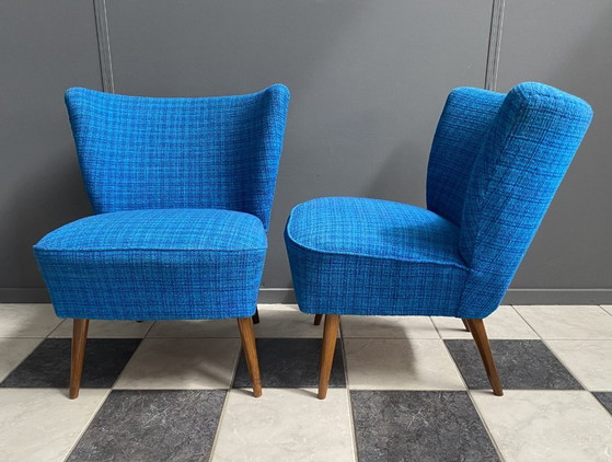 Image 1 of Set van 2 cocktailstoelen, blauw, jaren 60.