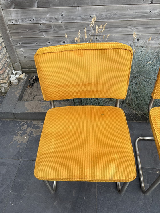 Image 1 of 🪑🔥4 Chaises en velours côtelé jaunes Zuiver Ridge Rig