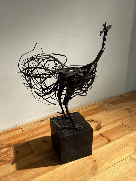 Skulptur aus Recyclingmaterial: Hahn – Bildhauerei, Metal, Stone (photo 16 of 20)