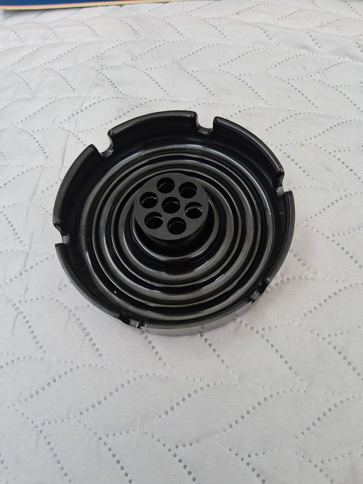 Kartell ashtray with original centerpiece