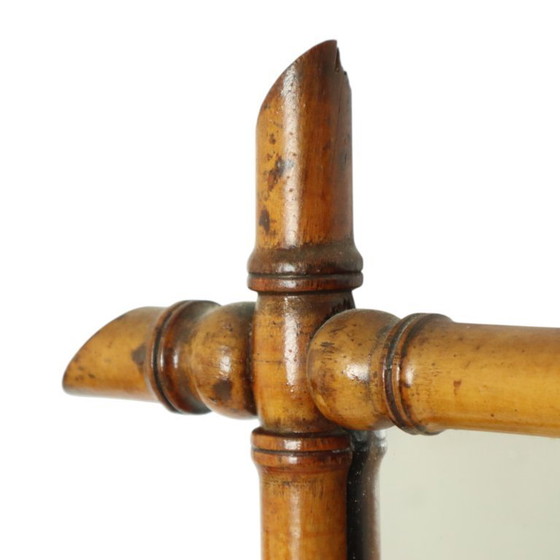Image 1 of Miroir antique en bois et faux bambou