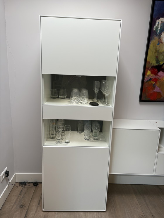 Image 1 of Hülsta modulair wandmeubel met binnenverlichting 