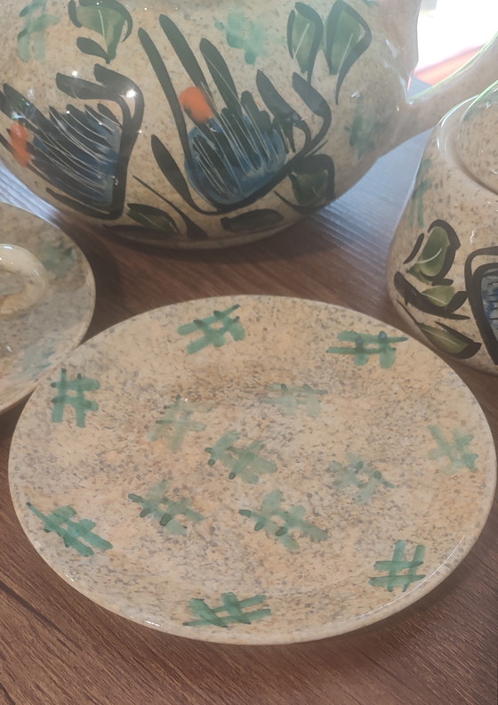 Image 1 of Grande servizio da tè in ceramica firmato Vallauris, risalente al 1960.