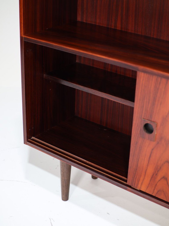 Image 1 of Bibliothèque à portes en palissandre, style danois vintage