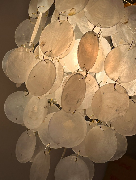 Image 1 of Set di 4 lampade a conchiglia capiz in vendita! Struttura in oro