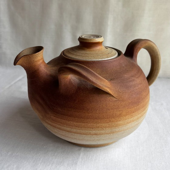 Image 1 of Deense steengoed theepot uit de jaren 70 van Karlslunde Keramik - Sculpturale Wabi Sabi