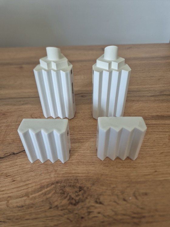 Image 1 of Salt and pepper