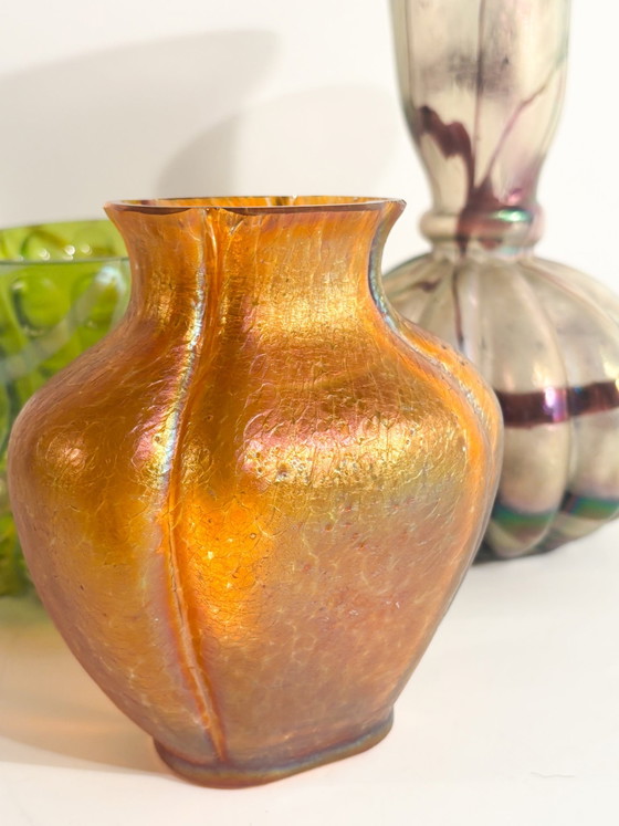 Vase Loetz en verre rose et orange irisé des années 1950 – Glass (photo 10 of 12)