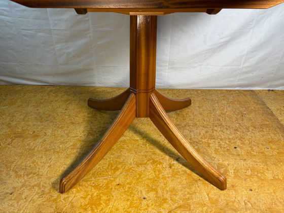 Tavolo da pranzo allungabile rotondo in teak vintage William Lawrence | Mid-Century | Ispirazione danese. Un (photo 3 of 12)