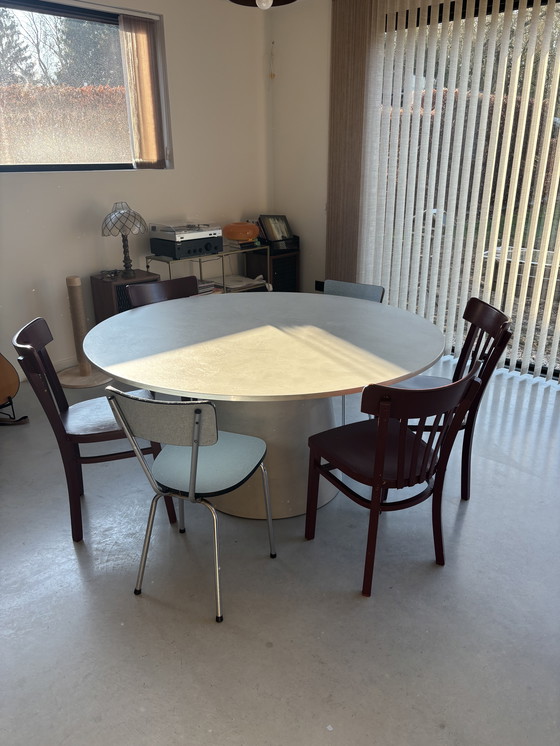 Image 1 of Table à mortaiser de l'unité 14