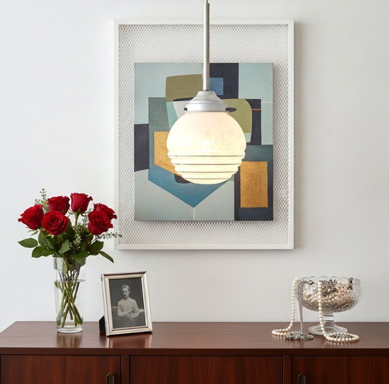 Image 1 of Französische Art-Deco-Glaskugel-Pendelleuchte – 1930er Jahre