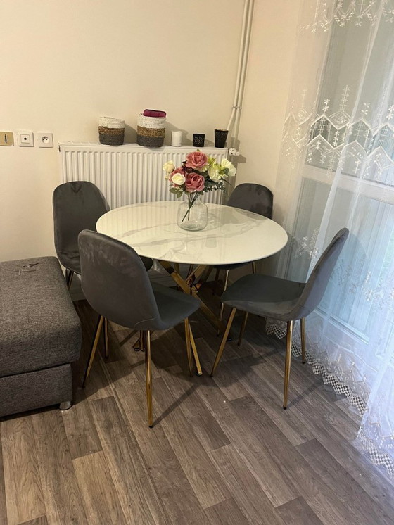 Image 1 of Managerstafel met stoelen