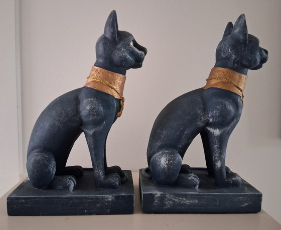 Image 1 of Set di statue di gatti egiziani (plastica) che rappresentano la dea Bastet